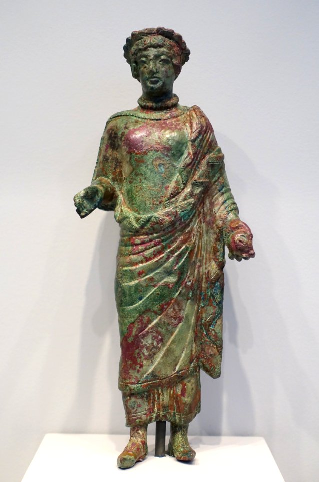 Woman Holding a Pomegranate, Etruscan, 450-430 BC, leaded bronze - Arthur M. Sackler Museum, Harvard University - DSC01522