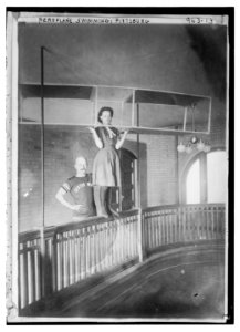 Woman in aeroplane ready for swimming, Pittsburgh LCCN2014684519