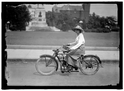 WOMAN ON BICYCLE LCCN2016868078