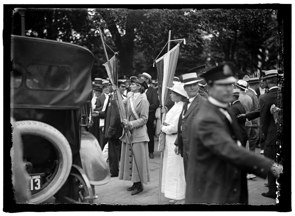 WOMAN SUFFRAGE LCCN2016868107