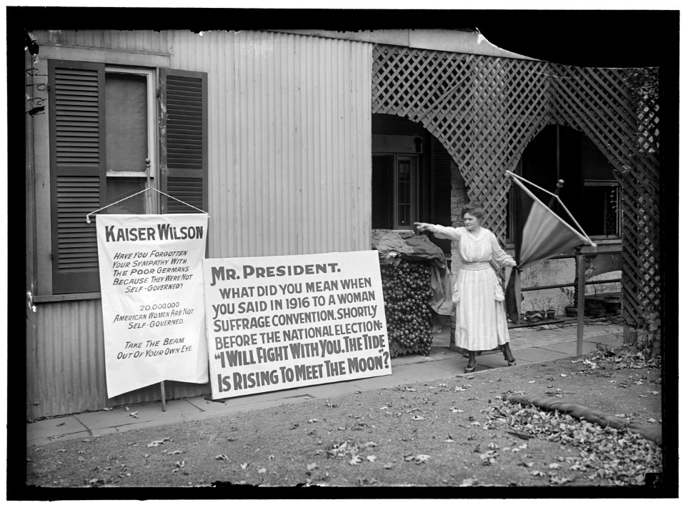 WOMAN SUFFRAGE BANNERS LOC hec.09837