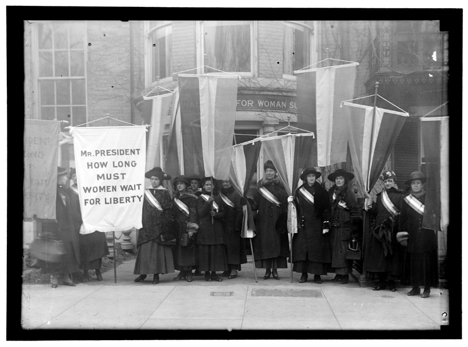WOMAN SUFFRAGE GROUP LEAVING HEADQUARTERS LCCN2016867201