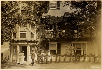 Woman suffrage Headquarters (Congressional Union for Woman Suffrage), Washington . . . - NARA - 533779 photo