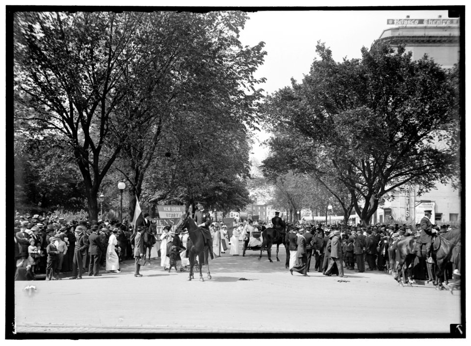 WOMAN SUFFRAGE PARADE, MAY 1914 LCCN2016865493