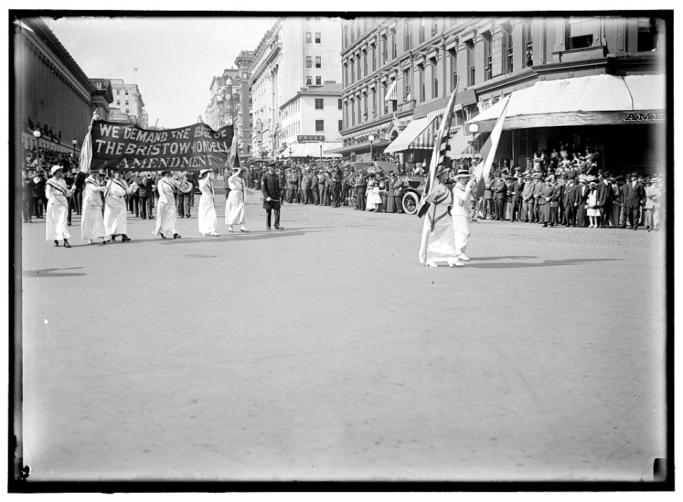 WOMAN SUFFRAGE PARADE, MAY 1914 LCCN2016865492