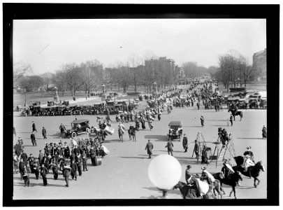 WOMAN SUFFRAGE MARCH ON CAPITOL LCCN2016866977 photo