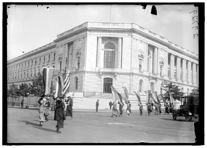 WOMAN SUFFRAGE. ARRESTS LCCN2016869524