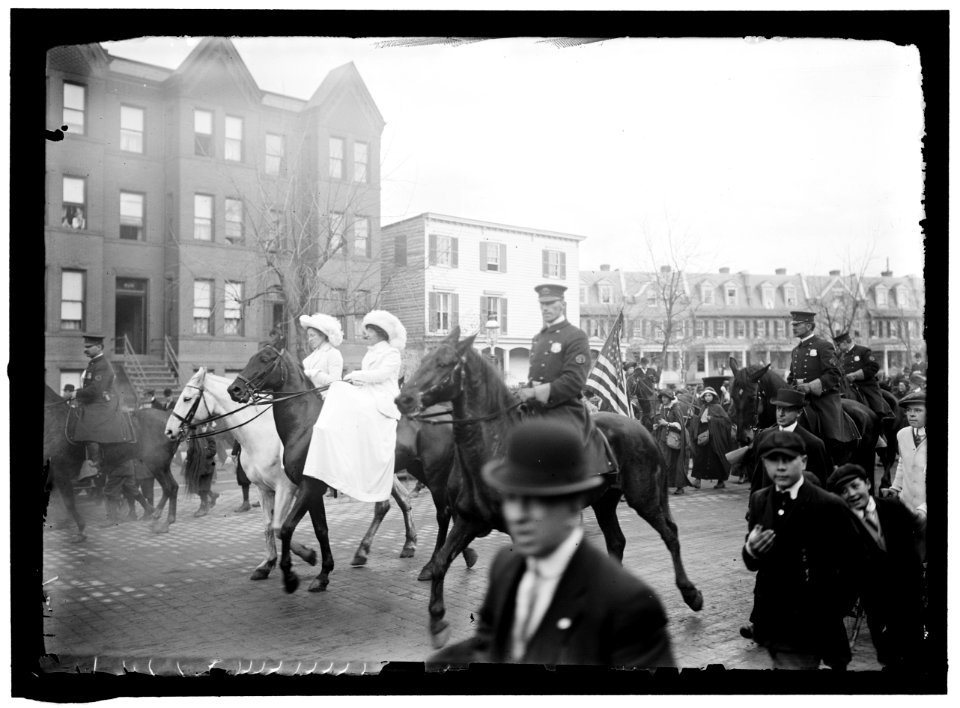 WOMAN SUFFRAGE. HIKERS ARRIVING FROM NEW YORK LCCN2016864347