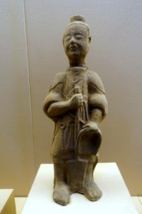 Woman with broom and dustpan, China, unearthed at Cuiping Mountain, Yibin City, Sichuan, Eastern Han dynasty, 25-220 AD, ceramic - Sichuan Provincial Museum - Chengdu, China - DSC04760