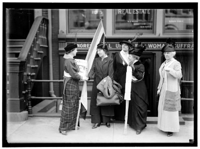 WOMAN SUFFRAGE. SECOND GROUP IN POLITICAL CAMPAIGN- ELSIE LANCASTER, 2ND FROM LEFT, TO WYOMING; MRS. IDA WATERS, CENTER LCCN2016865838