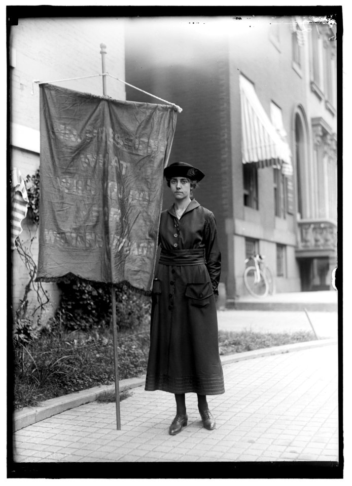 WOMAN SUFFRAGE. SUFFRAGETTES WITH BANNERS LCCN2016869479