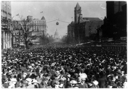 Woman's suffrage parade, Wash., D.C. Mar., 1913 LCCN2002736824 photo