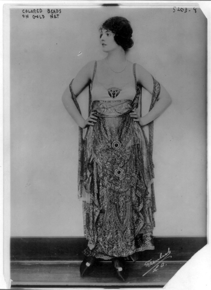 Women modeling clothing LCCN2002698497