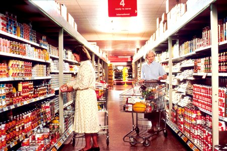 Women grocery shopping photo
