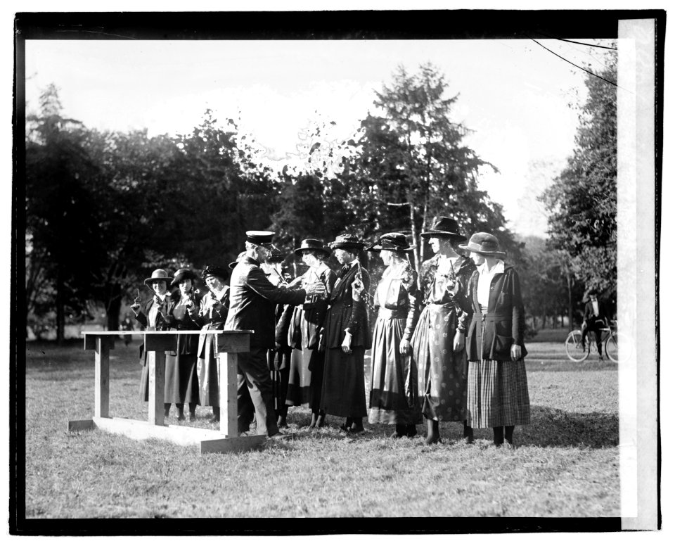 Women's Bureau LOC npcc.02585