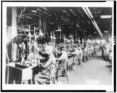 Women operating drill presses for reaming out holes in hand grenade bodies, Gorham Mfg. Co., Providence, R.I. LCCN94506161