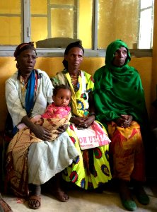 Women beneficiaries (17500625440)