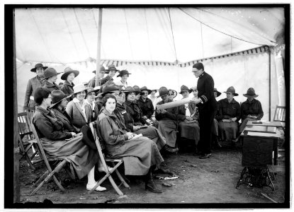 Women's Defense League camp, (Washington, D.C.), 1916 LCCN2016851128