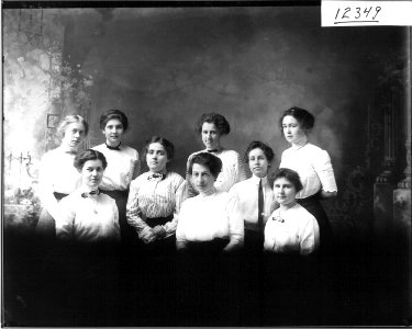 Women's Athletic Board 1913 (3199694711) photo