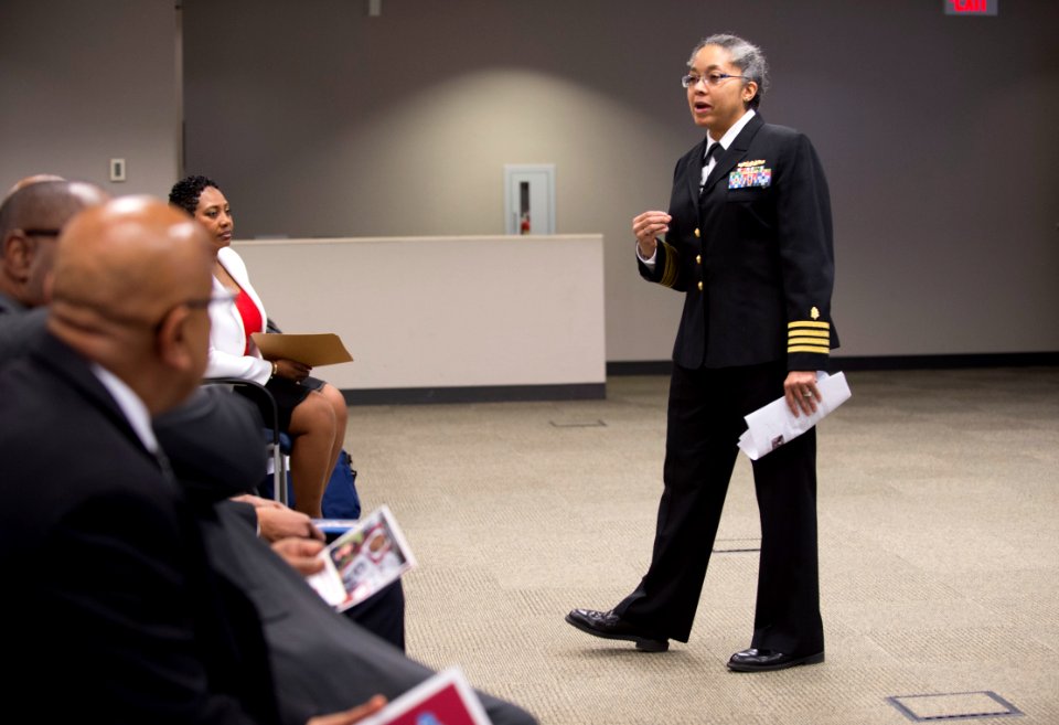 Women's History Month event 150319-N-PO203-012