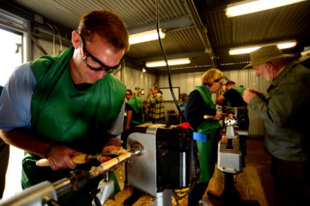 Wood turning workshop 130206-N-TP834-090