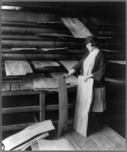 Wooden box industry LCCN2002715635
