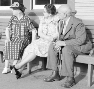 Woodland, California. The departure of persons of Japanese ancestry by special train for Merced . . . - NARA - 537813 (cropped) photo