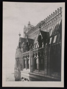 Woolworth Building, New York City, roofline and window details in Gothic style LCCN2017659530