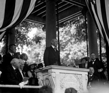 Woodrow Wilson speaks at the Old Amphitheater on Memorial Day - Arlington National Cemetery - Arlington County VA USA - 1917