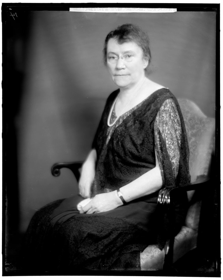 WOOLLEY, MARY E. DOCTOR LCCN2016861042