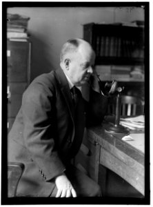 WOOLLEY, ROBERT W. COMMISSIONER, I.C.C.; DIRECTOR OF MINT; DIRECTOR OF PUBLICITY, 1ST LIBERTY LOAN LCCN2016868447