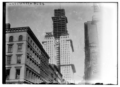 Woolworth bldg. LCCN2014690437