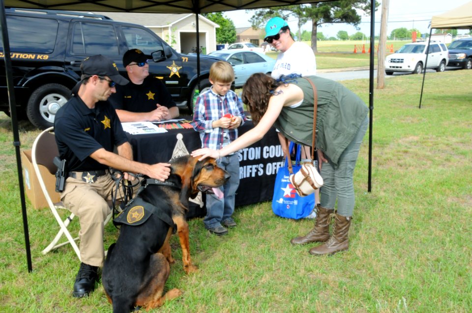 Woofstock festival brings Families together (6986283084)