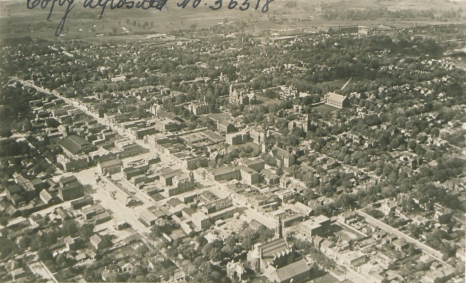 Woodstock Ontario from the Air (HS85-10-36518)