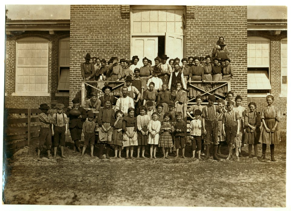 Workers in the Tifton (Ga.) Cotton Mills. All these children were working or helping. 125 workers in all. Some of the smallest boys and girls have been there one year or more. LOC cph.3a01130
