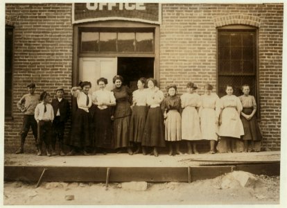 Workers in May Hosiery Mills,. LOC nclc.01890
