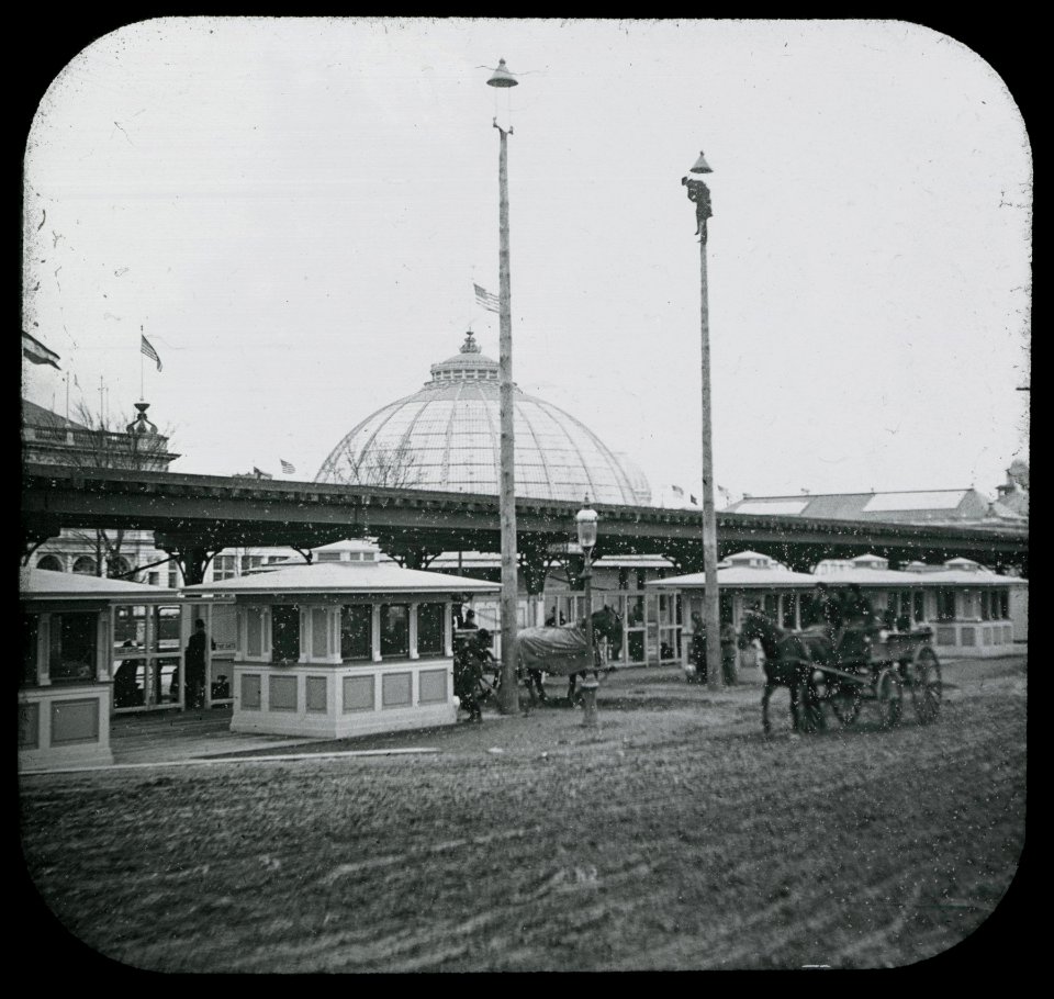 World's Columbian Exposition lantern slides, Entrance at 60th Street (NBY 8739)