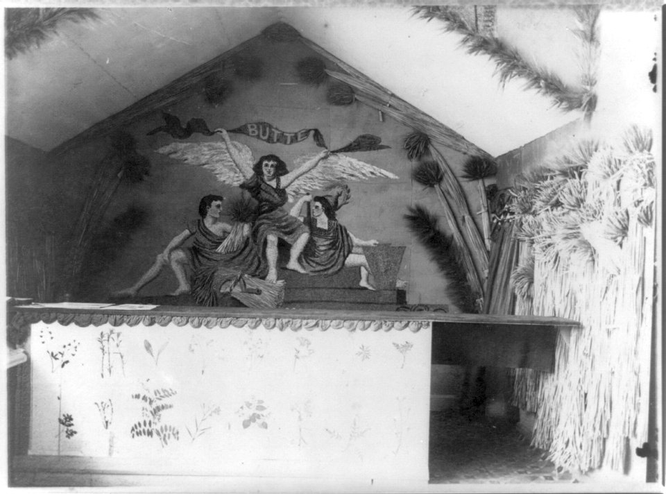 World's Columbian Exhibition, Chicago, 1893 - interiors)- allegorical mural and grain exhibit of Butte County, Calif LCCN2005694660