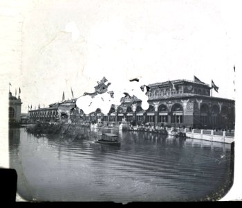 World's Columbian Exposition lantern slides, Transportation Building, East Side (NBY 8727)