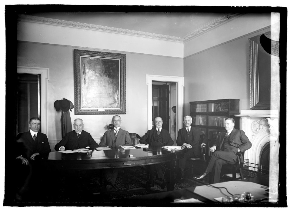 World War Foreign Debt Commission, 4-18-22 LCCN2016846324