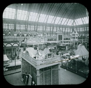 World's Columbian Exposition lantern slides, Liberal Arts Building, Great Britain (NBY 8697)