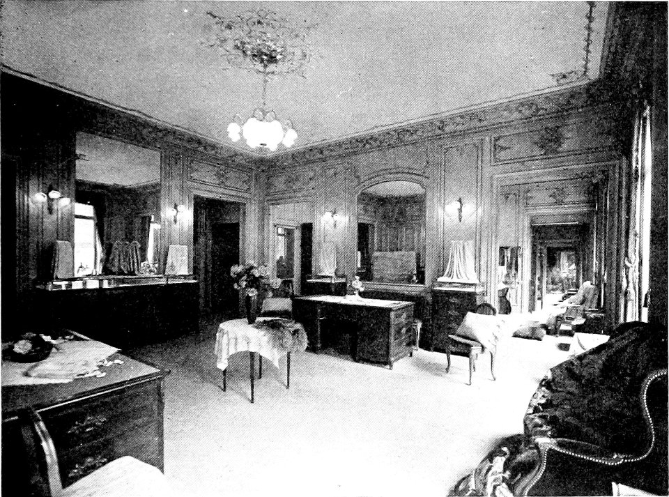 Worth Paris salons