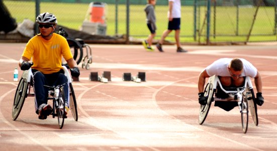 Wounded Warrior Pacific Trials 121115-N-KT462-002