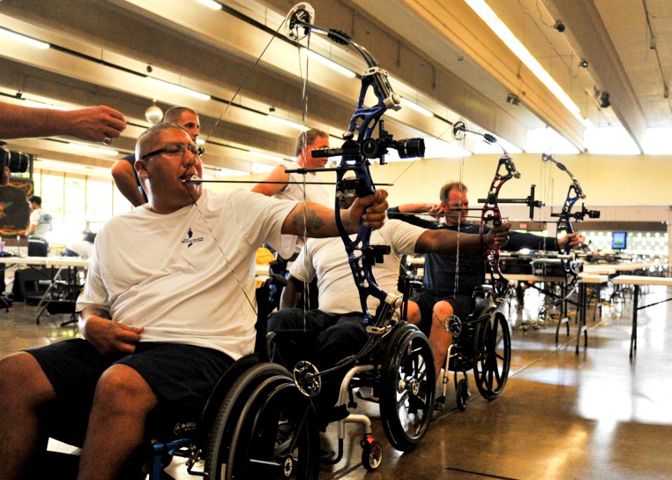 Wounded Warrior Pacific Trials 121113-N-IT566-189