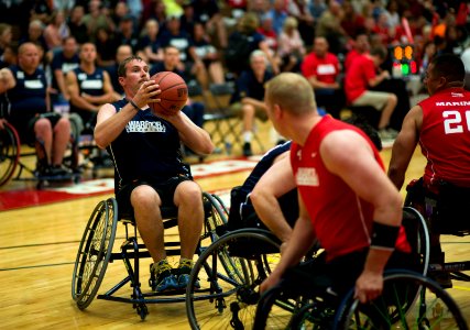 Wounded Warriors compete. (8739386102)