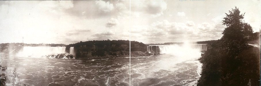 Wrau-niagara-falls2 photo