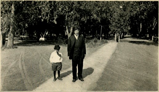 WRIGHT(1913) R. M. Wright and son (14780037981)