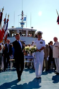 Wreath-laying ceremony 130815-N-EZ054-029
