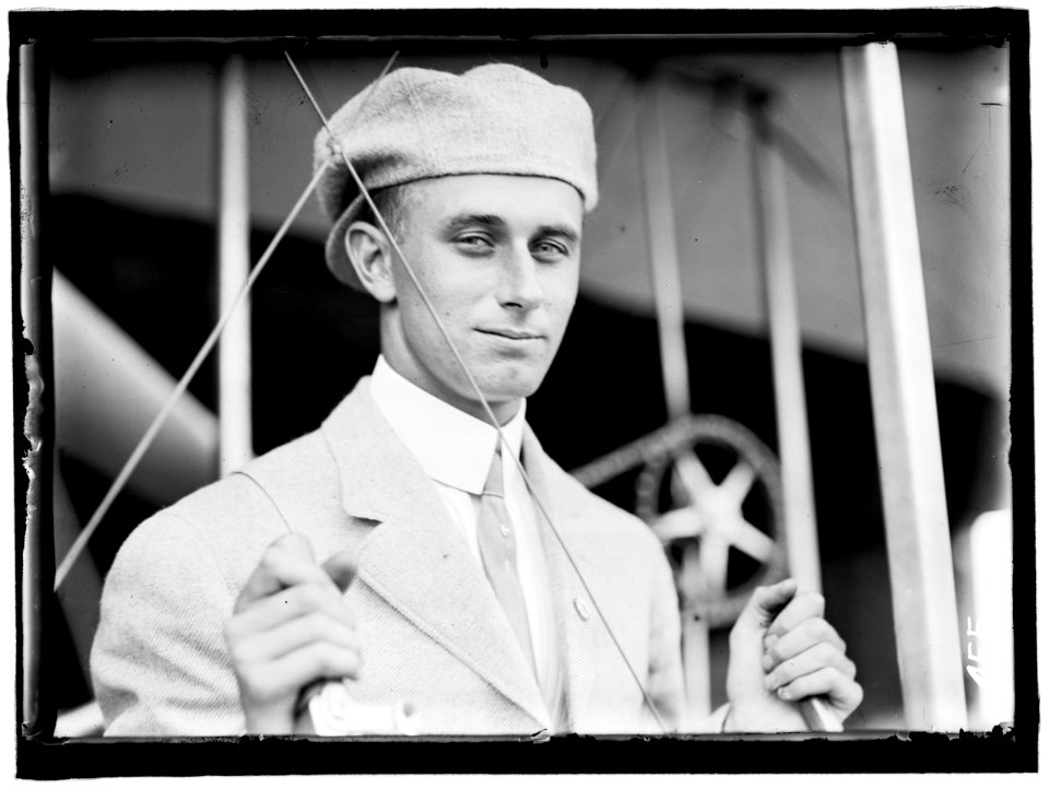 WRIGHT BROTHERS AIRPLANE, ETC. HARRY ATWOOD LCCN2016863384