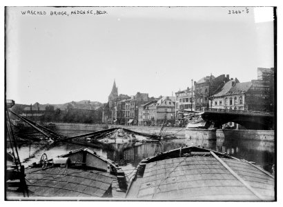 Wrecked bridge, Andenne, Belg. (i.e., Belgium) LCCN2014697826